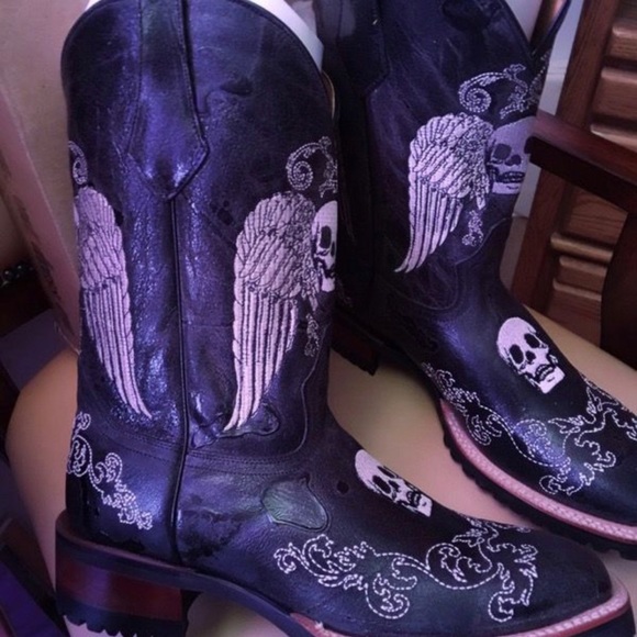 Johnny Ringo Shoes - New in box Womens size 11 leather Johnny Ringo western boots